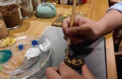本草拾香 散发着中药材固有香味的艺术香品